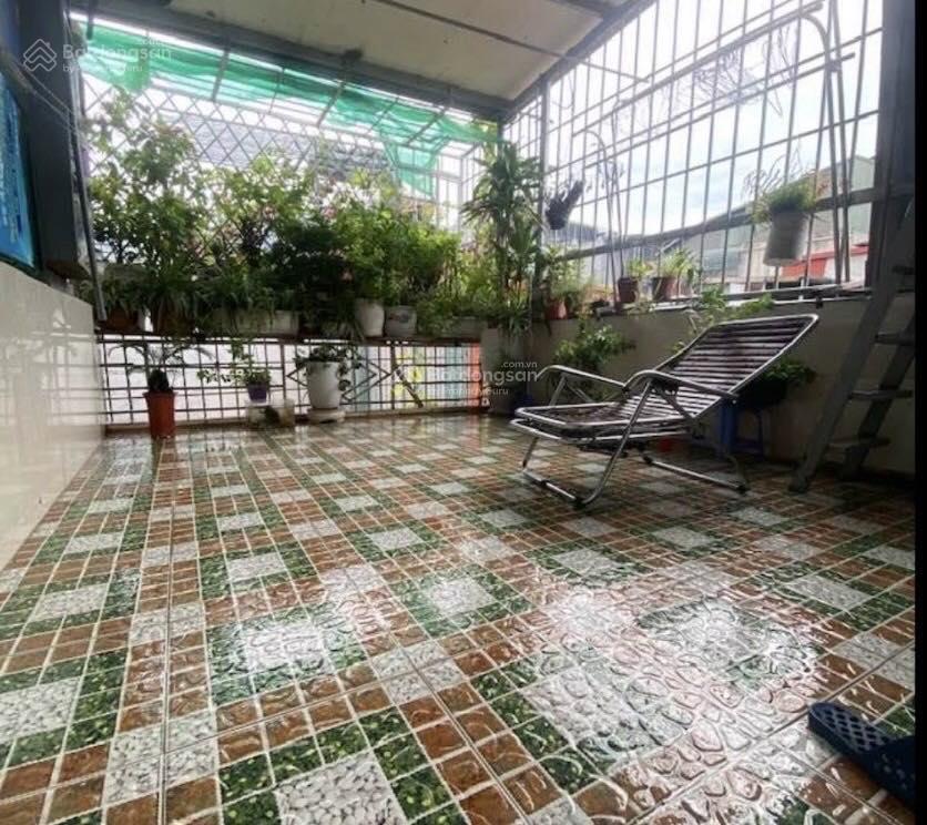 Cho thuê nhà riêng ngõ 173 hoàng hoa thám  40m2 x 4 tầng, 5pn