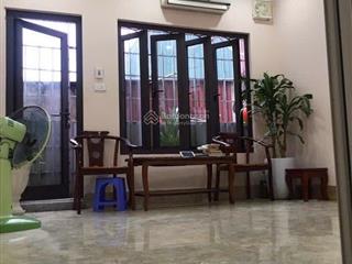 Cho thuê nhà riêng ngõ 173 hoàng hoa thám  40m2 x 4 tầng, 5pn