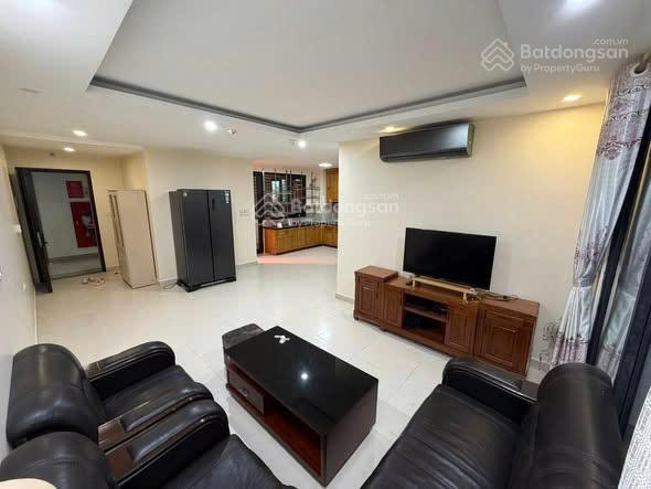 Cho thuê chung cư flc complex 36 phạm hùng  97m2/3pn