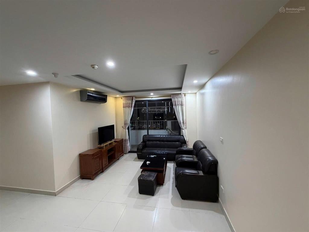 Cho thuê chung cư flc complex 36 phạm hùng  97m2/3pn