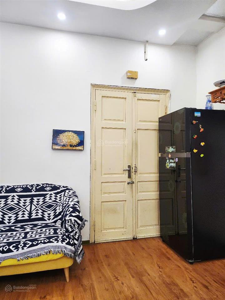 Cho thuê chung cư tđc n02 trần quý kiên  60m2/2pn