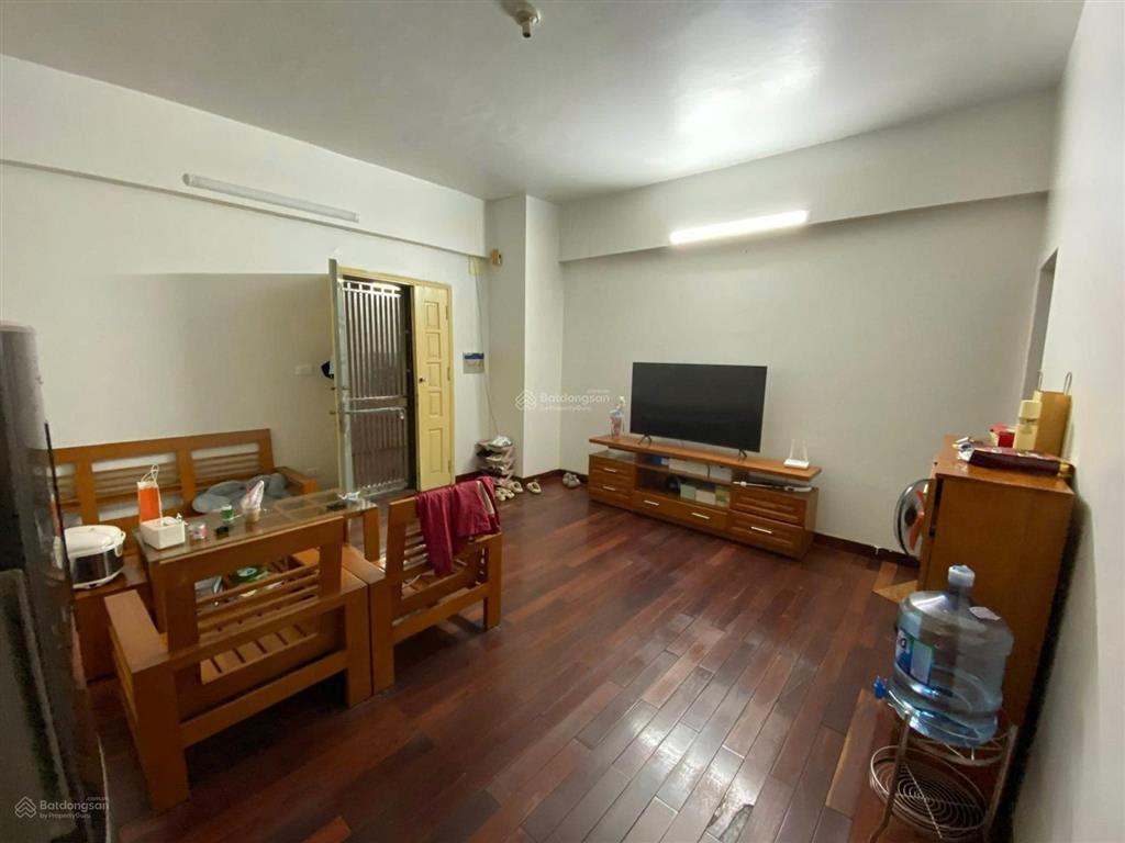 Cho thuê chung cư 137 nguyễn ngọc vũ  70m2/2pn