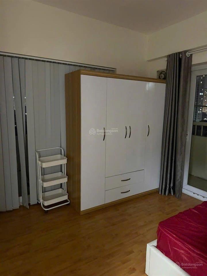 Cho thuê chung cư trung yên 1, số 58a trung kính 130m2/3pn