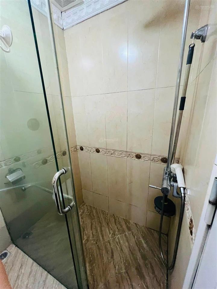 Cho thuê chung cư n4b lê văn lương  70m2/2pn