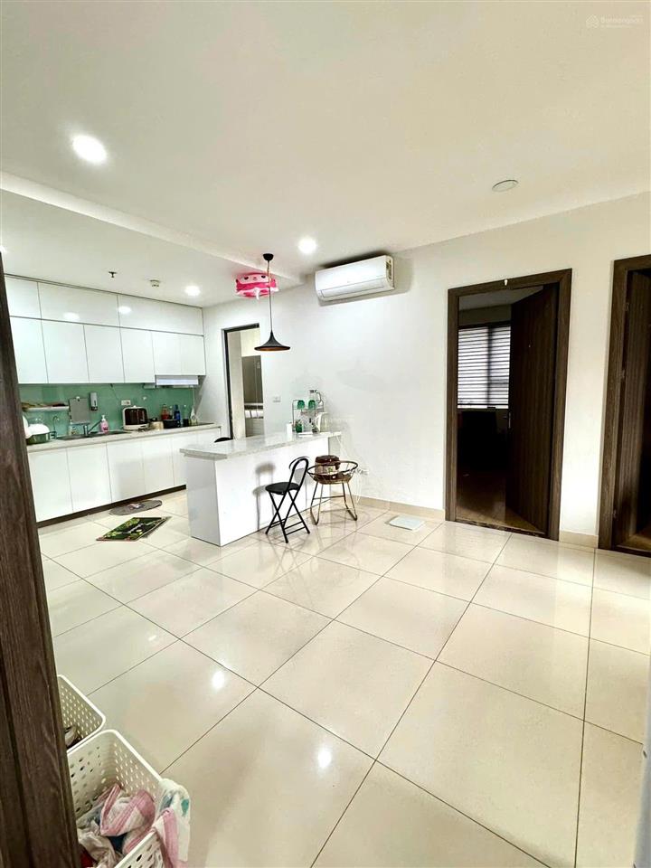 Cho thuê chung cư ct2e vov mễ trì  84m2/3pn