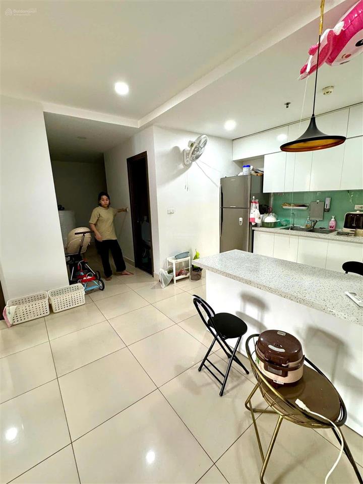Cho thuê chung cư ct2e vov mễ trì  84m2/3pn