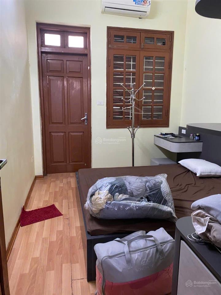 Cho thuê chung cư n5c trung hòa  nhân chính  70m2/2pn