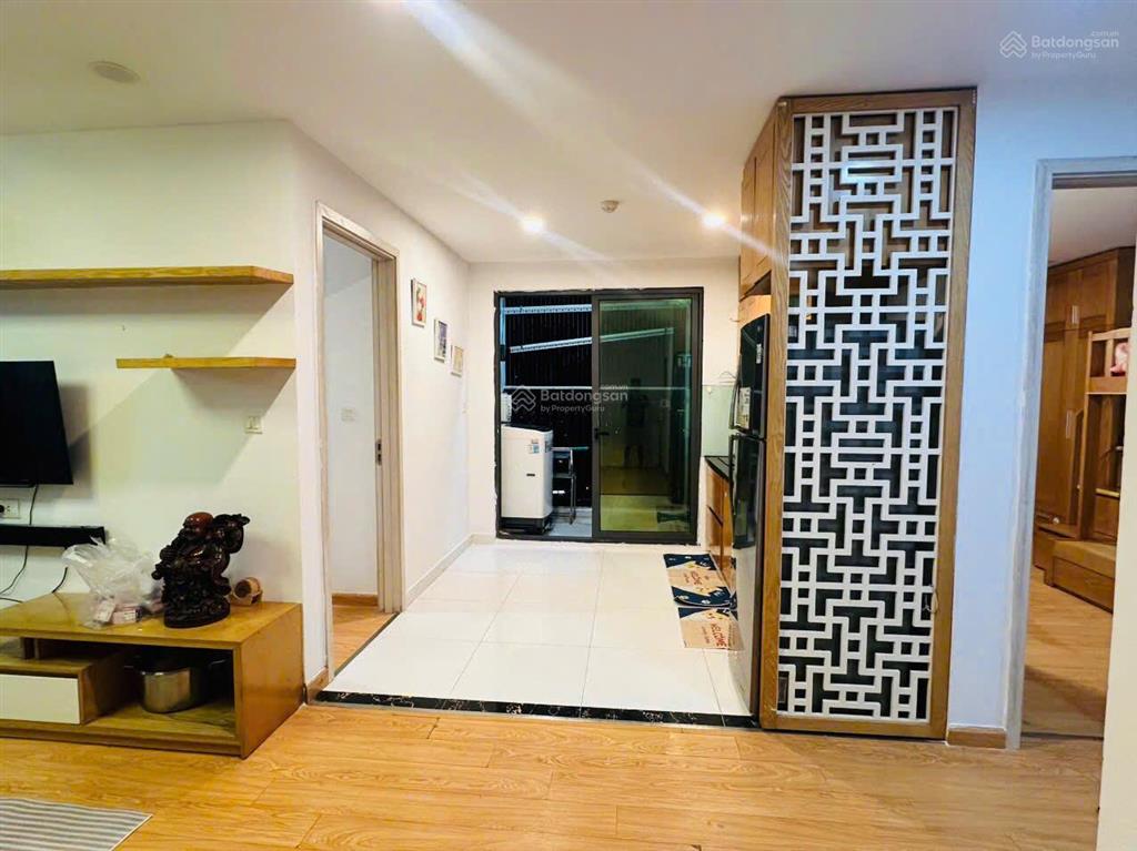Cho thuê chung cư the garden hill, 99 trần bình  68m2/2pn