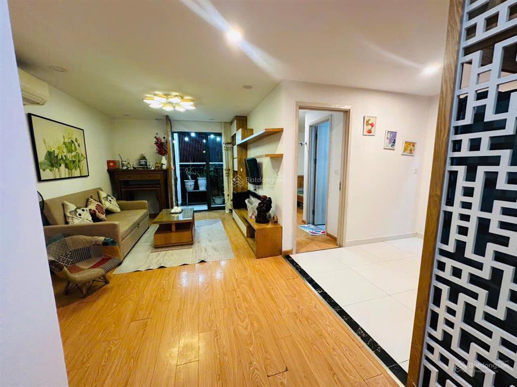 Cho thuê chung cư the garden hill, 99 trần bình  68m2/2pn