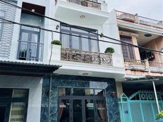 Về hưu cần bán nhà xóm đất, quận 11. giá 4,4 tỷ/ 90m2  4.5x20m. đường vào nhà 5m thông suốt