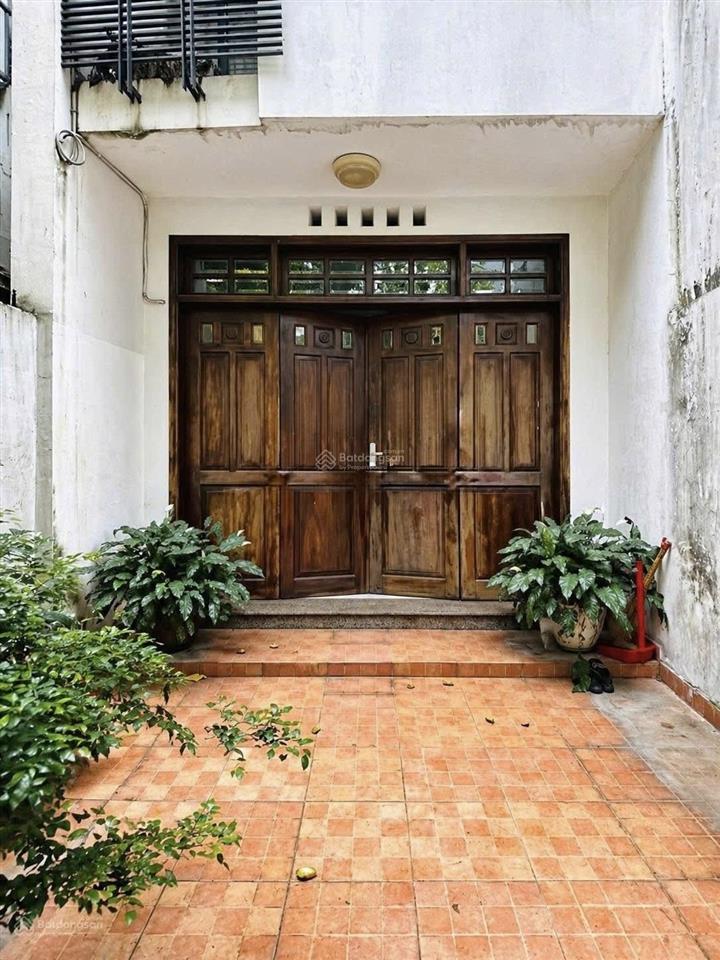Nhà trung tâm q5 đường ngô nhân tịnh. giá 5 tỷ 260/ 4x18m (72m2). sổ riêng, nhà trống giao ngay