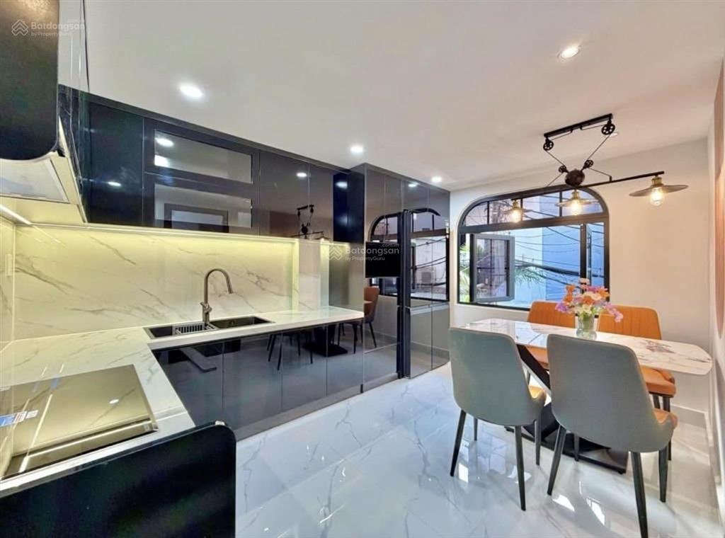 Chính chủ ra gấp nhà ngay chợ cây xoài  mặt tiền lê văn thịnh, q2. giá bán 5tỷ990/ 66m2 (6x11)