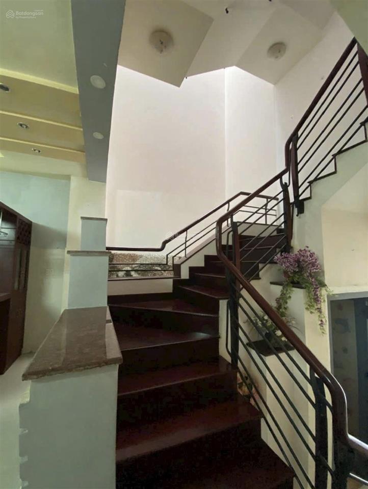 Ngộp bank! chủ ra gấp nhà mặt tiền nguyễn kiệm, phú nhuận. thu về 6tỷ500/ 67,5m2 (4,5x15) sổ sẵn