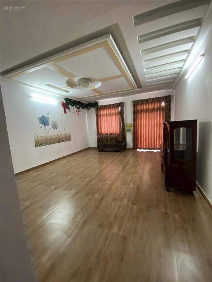 Ngộp bank! chủ ra gấp nhà mặt tiền nguyễn kiệm, phú nhuận. thu về 6tỷ500/ 67,5m2 (4,5x15) sổ sẵn