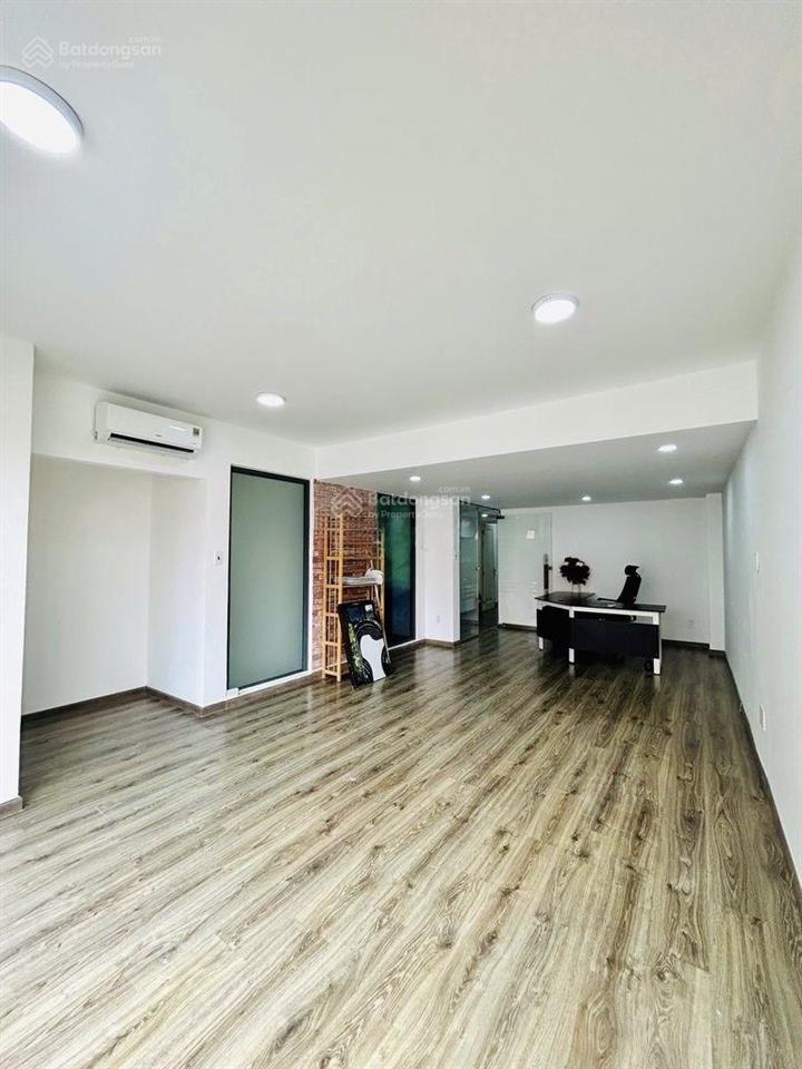 Nhà sát mặt tiền hiệp bình, thủ đức. giá 5 tỷ 190/ 75m2 (4,4x17m), sổ hồng sang tên công chứng