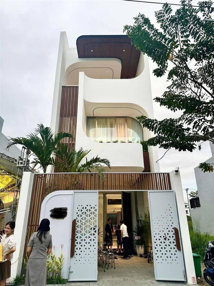 Bán nhà sát mặt tiền đường d5, bình thạnh  giá 7 tỷ 330/63m2 (4,5x14m). ngay đh giao thông vận tải