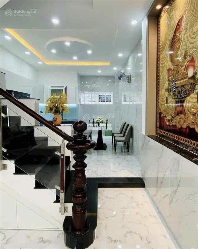 Nhà hot! bán nhanh nhà mặt tiền đường số 10, quận 7. giá 5 tỷ 050/ 60m2 (4x15m) khu kinh doanh tốt