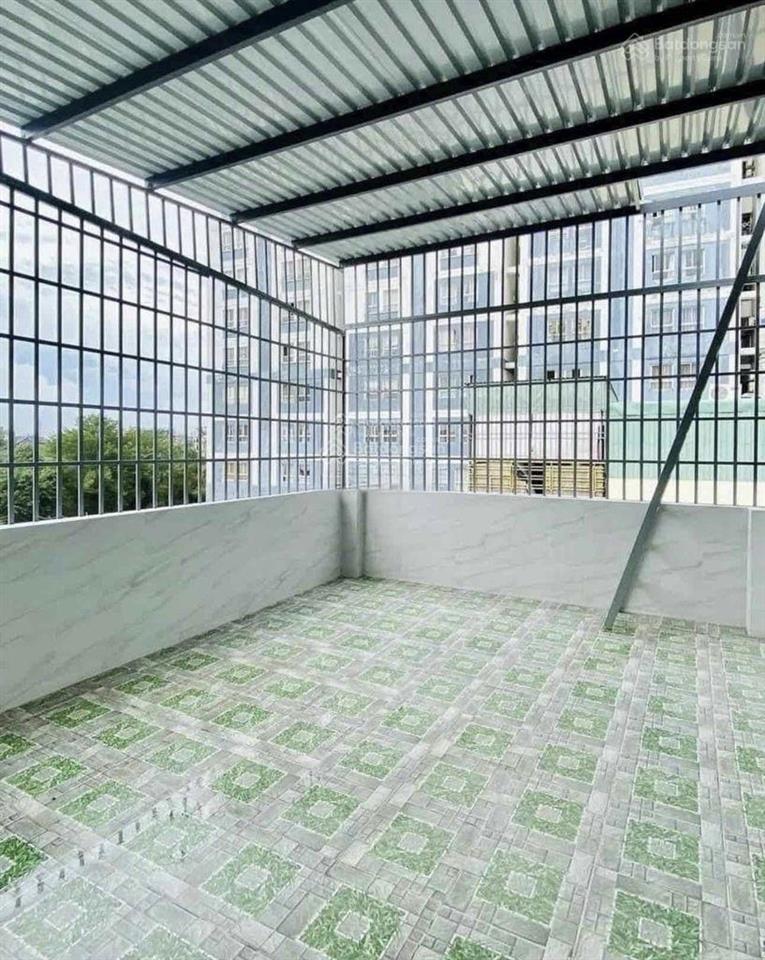 Nhà hot! bán nhanh nhà mặt tiền đường số 10, quận 7. giá 5 tỷ 050/ 60m2 (4x15m) khu kinh doanh tốt