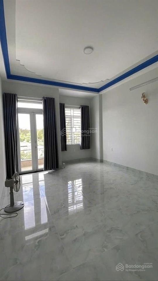 Nhà cũ dễ cải tạo ngay đường đỗ bí, tân phú. giá 3 tỷ 220/ 4,2x22m  sổ đẹp vuông vức sang tên