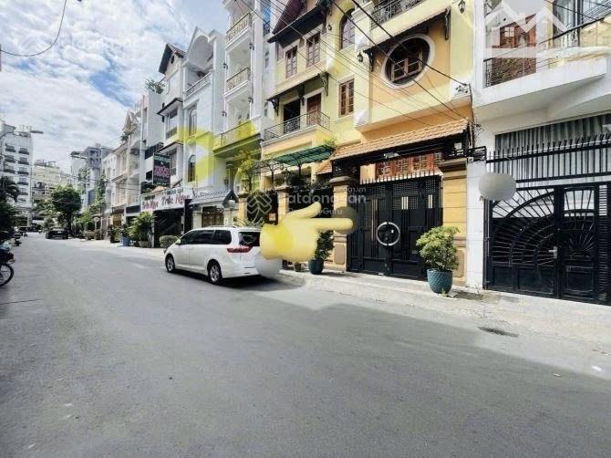 Cơ hội đầu tư nhà trung tâm quận 4  mặt tiền đường tôn đản (75m2  5x15m). sổ sẵn