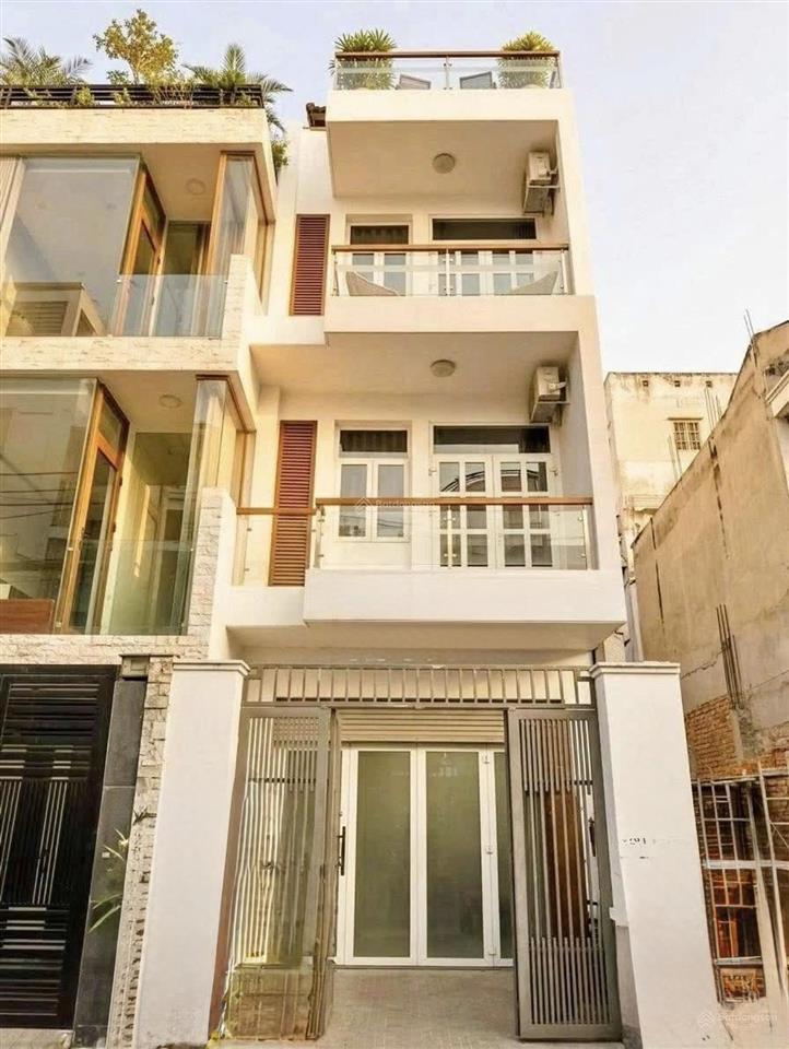 Bán nhà mt đường tuệ tỉnh, quận 11  giá 5 tỷ 770/ 60m2. đang cho thuê 25tr/tháng hợp đồng tới 2028