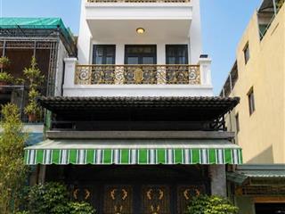 Cần bán gấp nhà sau mt nguyễn thị thập, quận 7 (dt hơn 130m2). 5 tầng, 5pn master