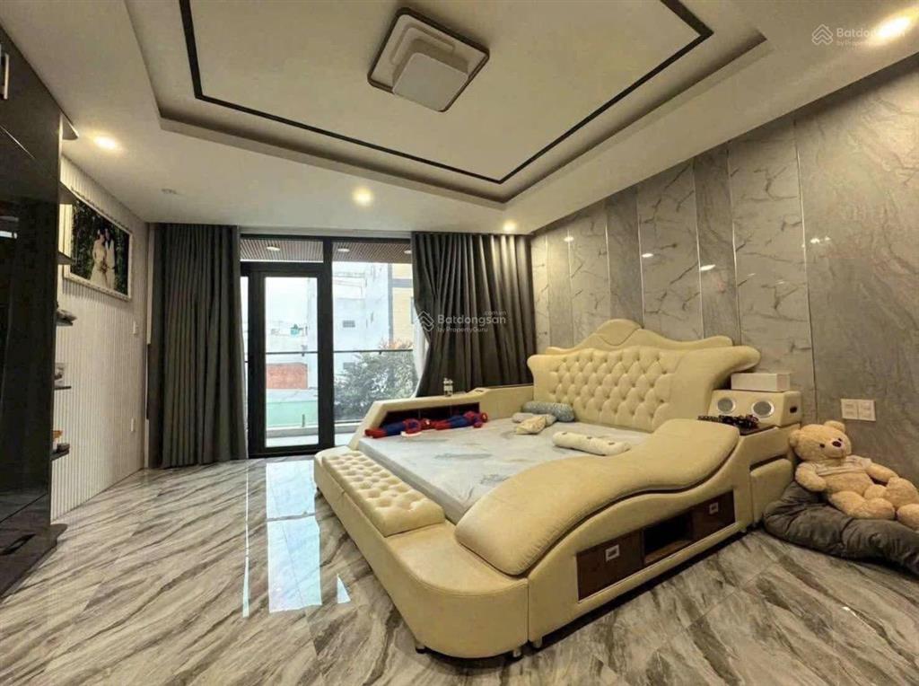 Cần bán nhanh tài sản mt nguyễn thị tần, quận 8.  4,5mx17m, sổ hồng hoàn công 2022