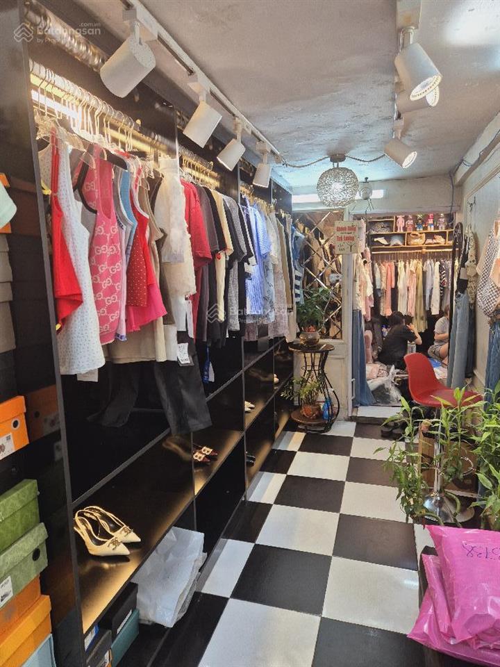 Tòa nhà vàng giữa lõi phố cổ lương văn can quỹ đất không có căn thứ 2