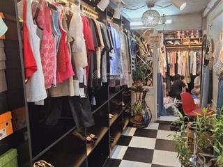 Tòa nhà vàng giữa lõi phố cổ lương văn can quỹ đất không có căn thứ 2