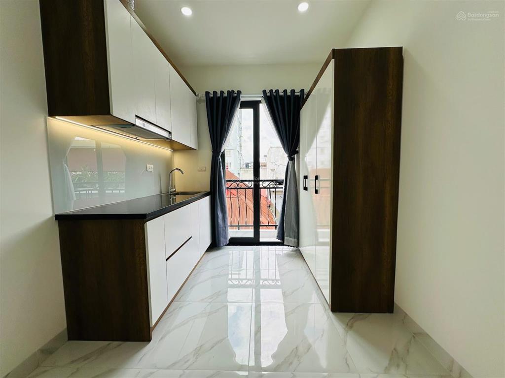 Cầu giấy 60m2 7 tầng 21 phòng tổng sàn 297m2  không gian đa công năng căn hộ dòng tiền