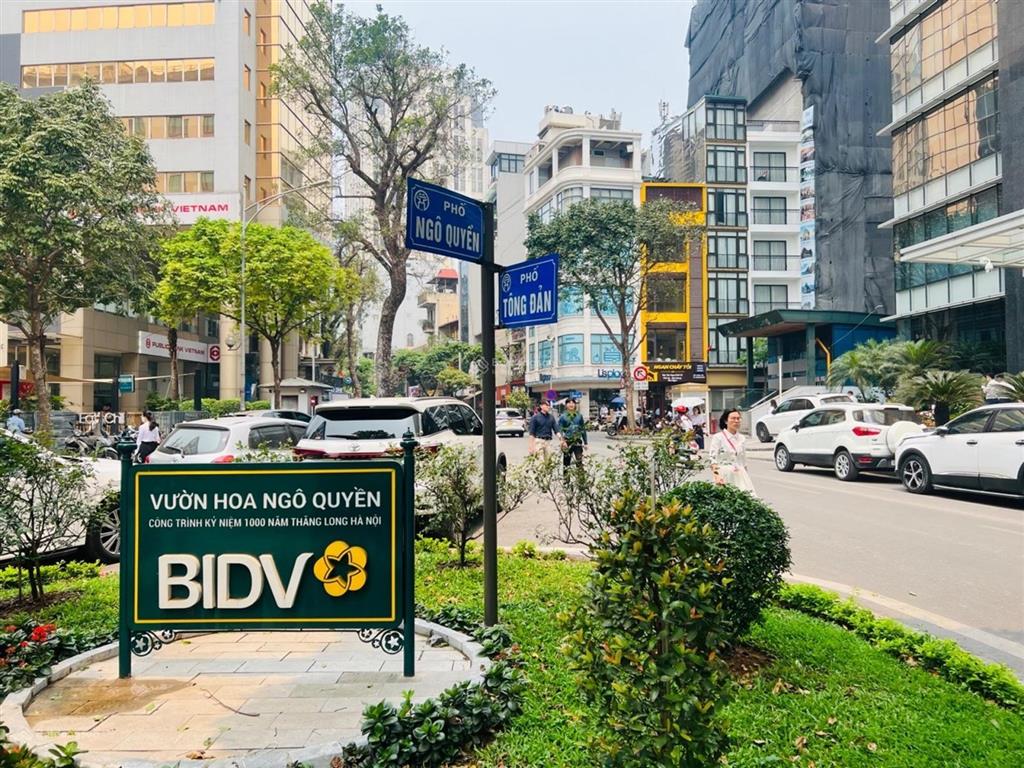 Hiếm tòa nhà phố hàng vôi 7 tầng thang máy 3 mặt thoáng view vườn hoa ngô quyền dòng tiền 48000đô