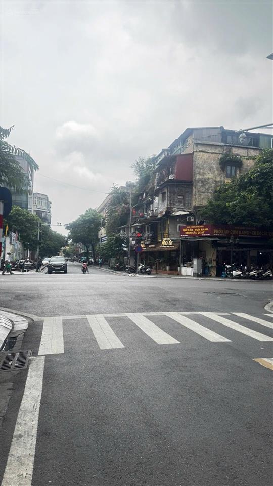 Tòa nhà thương mại nguyễn trường tộ 10 tầng có hầm dòng tiền 80100 triệu/tháng chỉ 77,5 tỷ
