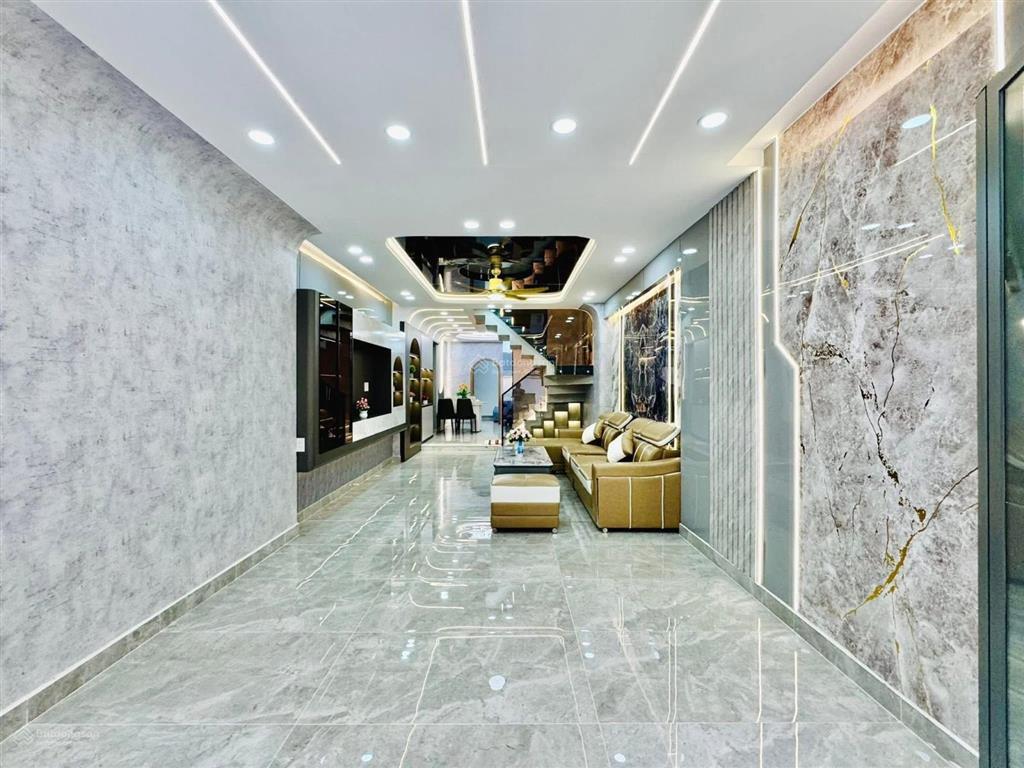 Ngộp bank bán gấp nhà phạm cự lượng, tân bình. giá4tỷ900/70m2. trệt3lầu.sổ cầm tay. cho thuê 30tr