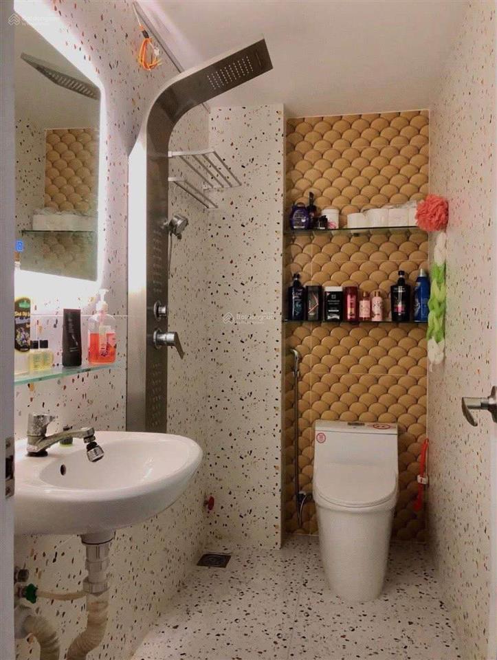 Hạ giá bán gấp nhà điện biên phủ, bình thạnh. giá5tỷ030/50,3m2. trệt,lửng,2 lầu. sổ hồng riêng