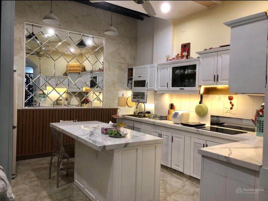 Hạ giá bán gấp nhà điện biên phủ, bình thạnh. giá5tỷ030/50,3m2. trệt,lửng,2 lầu. sổ hồng riêng