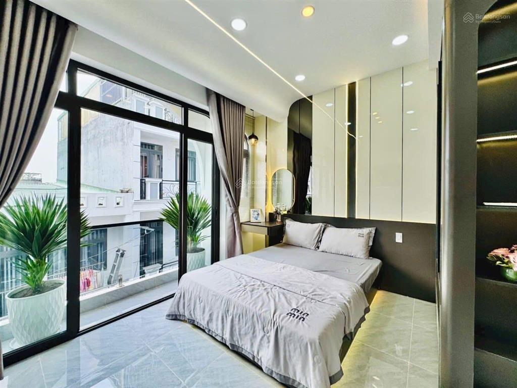 Ngộp bank bán nhà bùi văn ba, quận 7. giá5,99tỷ/76,8m2. 3 tầng kiên cố. sổ hồng riêng đã hoàn công