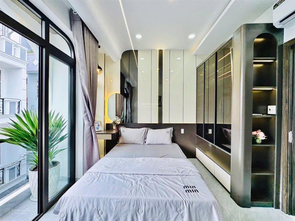 Ngộp bank bán nhà bùi văn ba, quận 7. giá5,99tỷ/76,8m2. 3 tầng kiên cố. sổ hồng riêng đã hoàn công