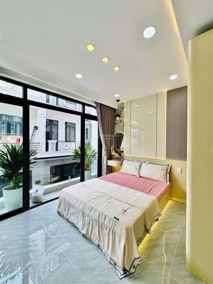 Ngộp bank bán nhà bùi văn ba, quận 7. giá5,99tỷ/76,8m2. 3 tầng kiên cố. sổ hồng riêng đã hoàn công