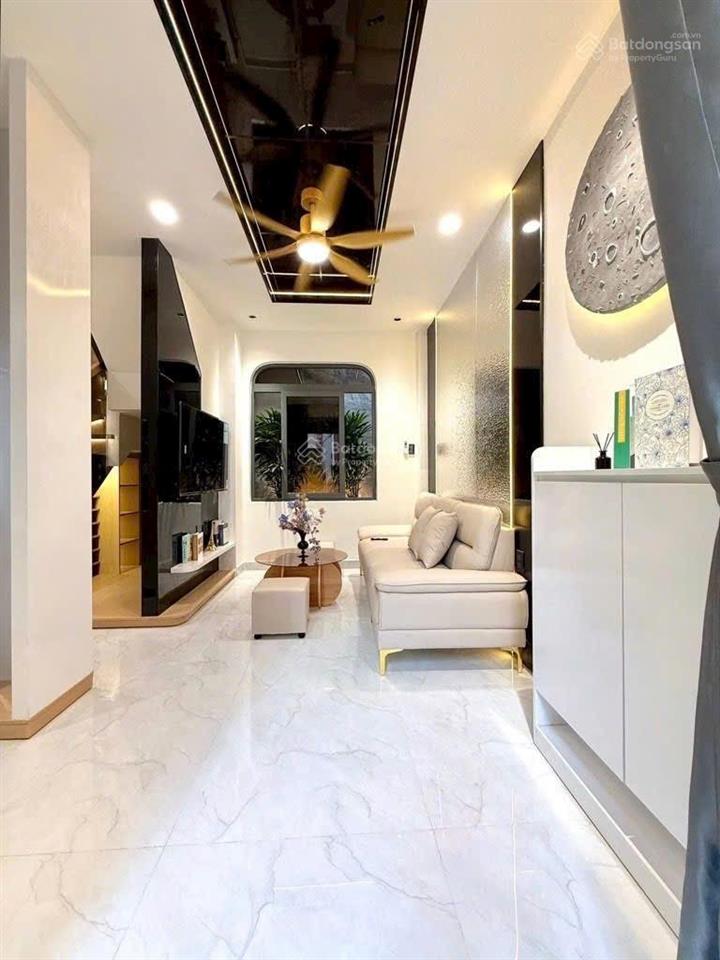 Duy nhất 1 căn đường hà tôn quyền, quận 11. giá5tỷ120/6mx11m(66m2),3lầu. sổ hồng cầm tay cc mau lẹ