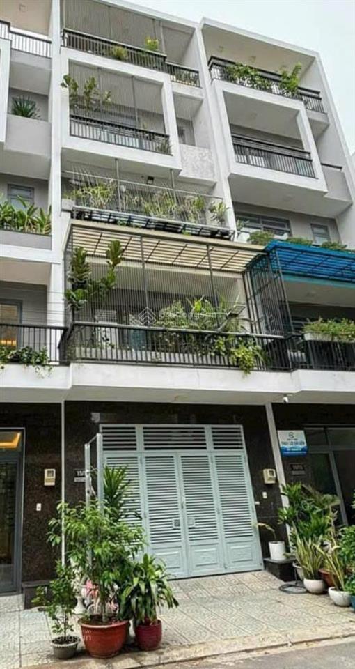 Chính chủ bán nhà hà huy giáp, quận 12. giá4tỷ400/5mx16m, 5 tầng kiên cố. sổ hồng riêng cc mau lẹ