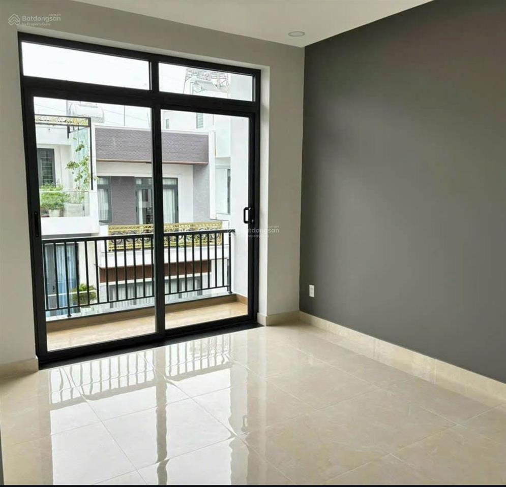 Chính chủ bán nhà hà huy giáp, quận 12. giá4tỷ400/5mx16m, 5 tầng kiên cố. sổ hồng riêng cc mau lẹ