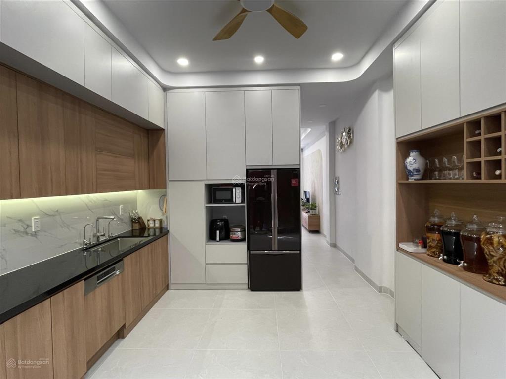 Ngộp bank cần bán nhà trần quốc toản, quận 3. giá5,77tỷ/61,5m2. 3lầu. sổ sạch. đang cho thuê 33tr
