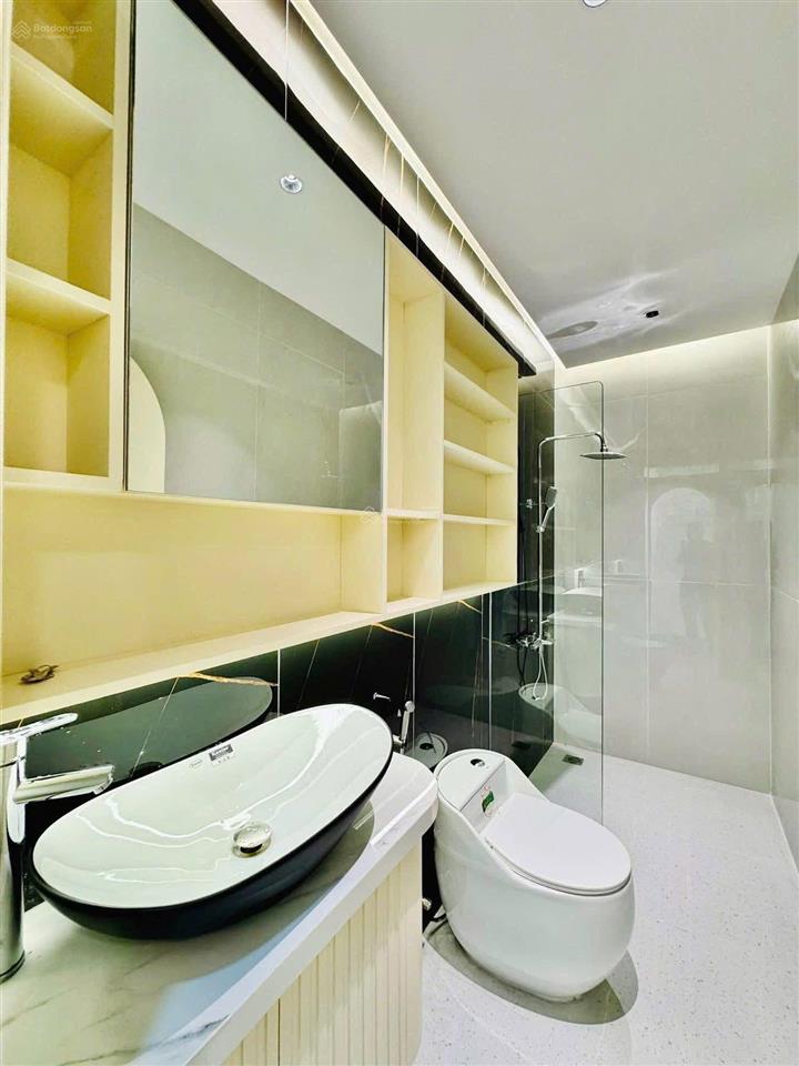 Hàng hiếm đường quốc hương, quận 2. giá6,1tỷ/ 52m2, 1 trệt, 3 lầu. sổ hồng riêng sang tên cc ngay