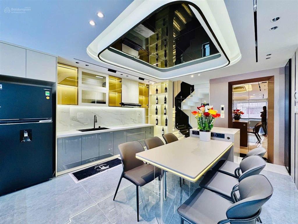 Hàng hiếm đường quốc hương, quận 2. giá6,1tỷ/ 52m2, 1 trệt, 3 lầu. sổ hồng riêng sang tên cc ngay