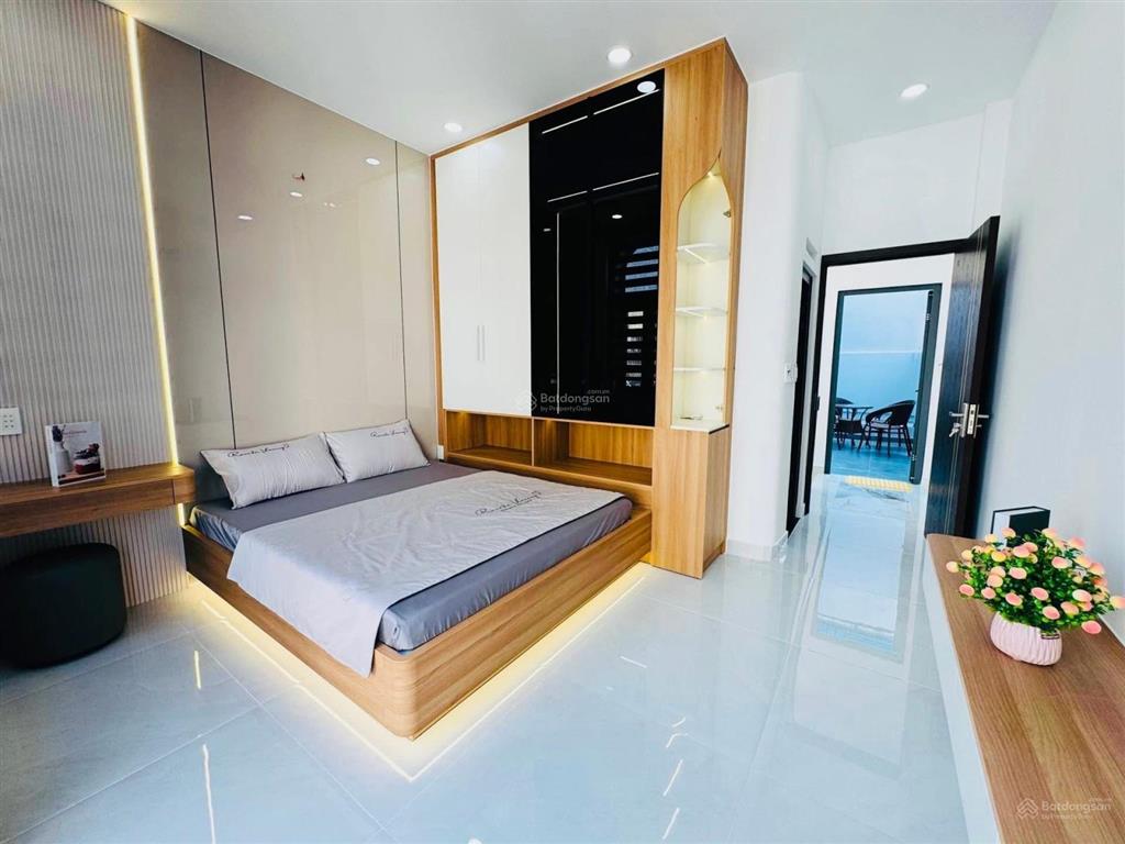 Về hưu bán gấp nhà nguyễn văn thương, bình thạnh. giá5,43tỷ/60m2. 3 lầu. đang cho thuê 19tr