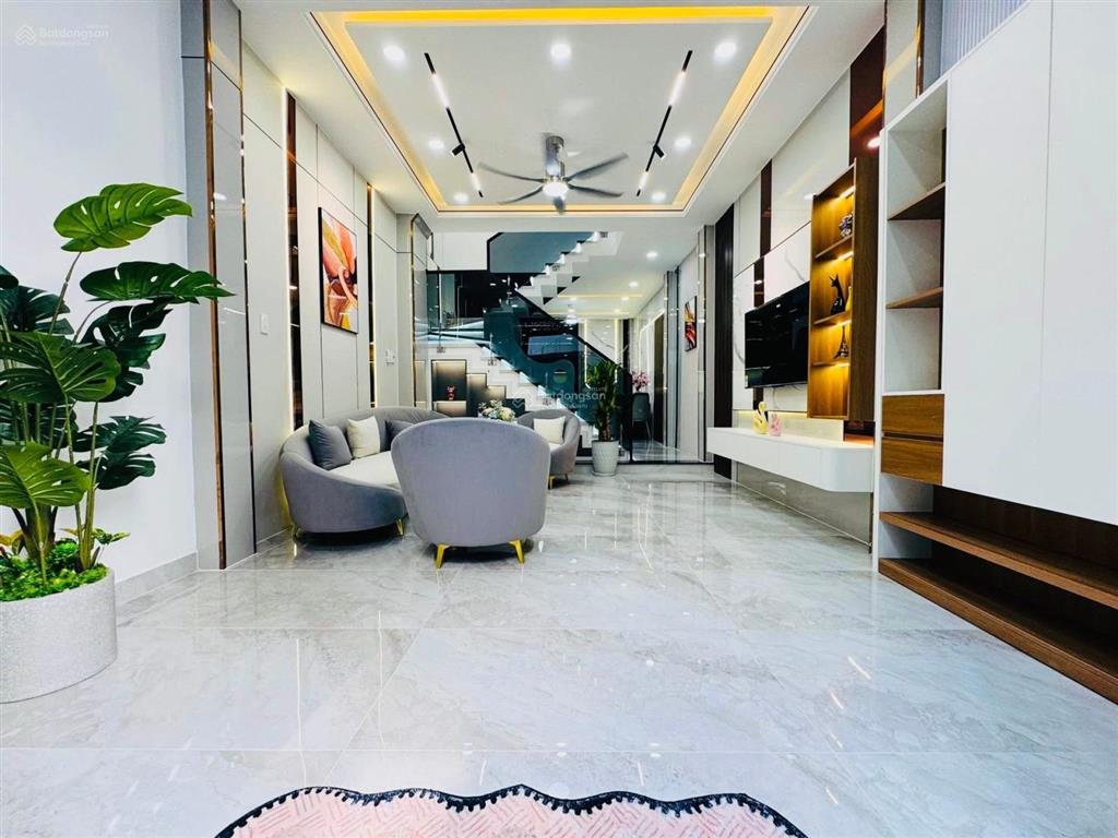 Về hưu bán gấp nhà nguyễn văn thương, bình thạnh. giá5,43tỷ/60m2. 3 lầu. đang cho thuê 19tr