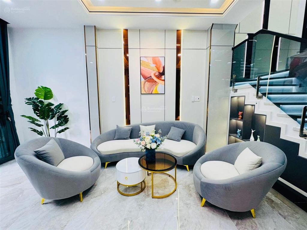 Về hưu bán gấp nhà nguyễn văn thương, bình thạnh. giá5,43tỷ/60m2. 3 lầu. đang cho thuê 19tr