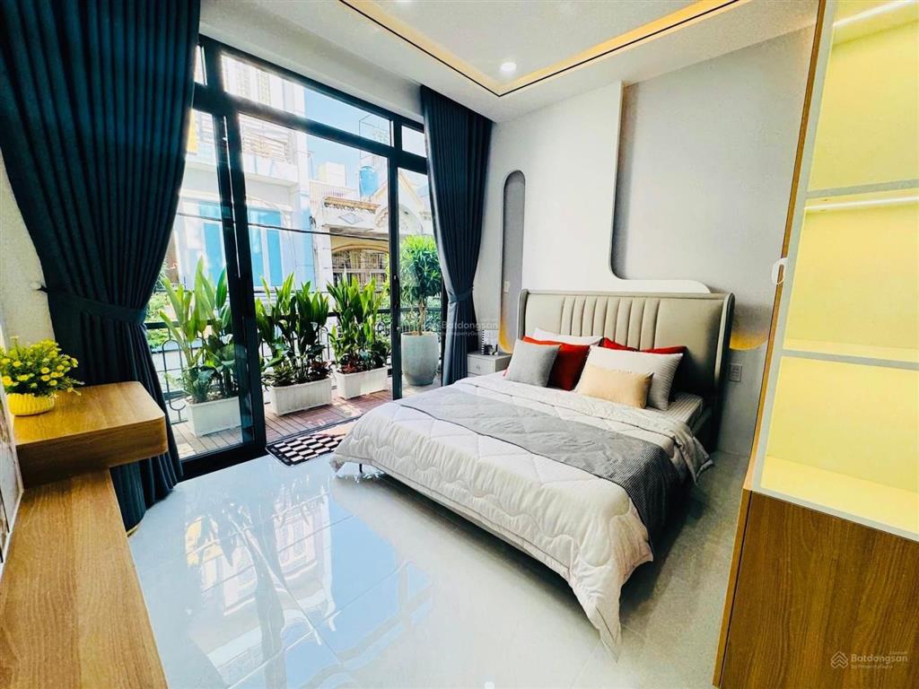 Về hưu bán gấp nhà nguyễn văn thương, bình thạnh. giá5,43tỷ/60m2. 3 lầu. đang cho thuê 19tr