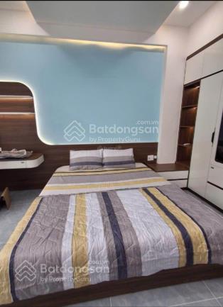Bán nhà ngay giga mall đường số 12, thủ đức. giá5tỷ220/4mx16m(64m2). trệt, 3 lầu. sổ hồng riêng