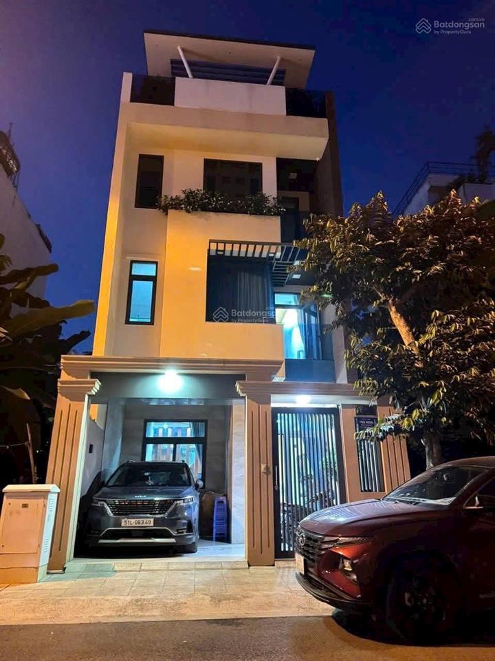 Hàng hiếm nhà võ văn ngân, thủ đức. giá5tỷ940/ 6mx18m. 4tầng. sổ sạch. đang cho thuê 30triệu/tháng